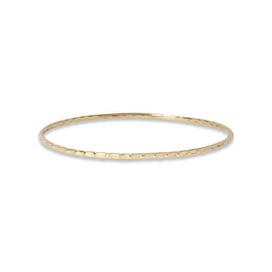 Thin Hammered Armreif