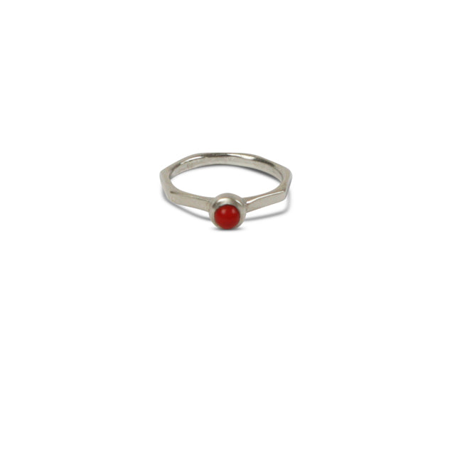 Edges Ring mit Stein