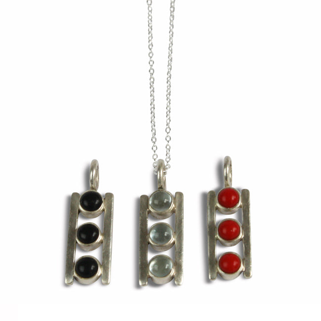 Three Kette