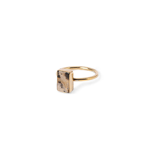 Asymmetric Stones Square Ring